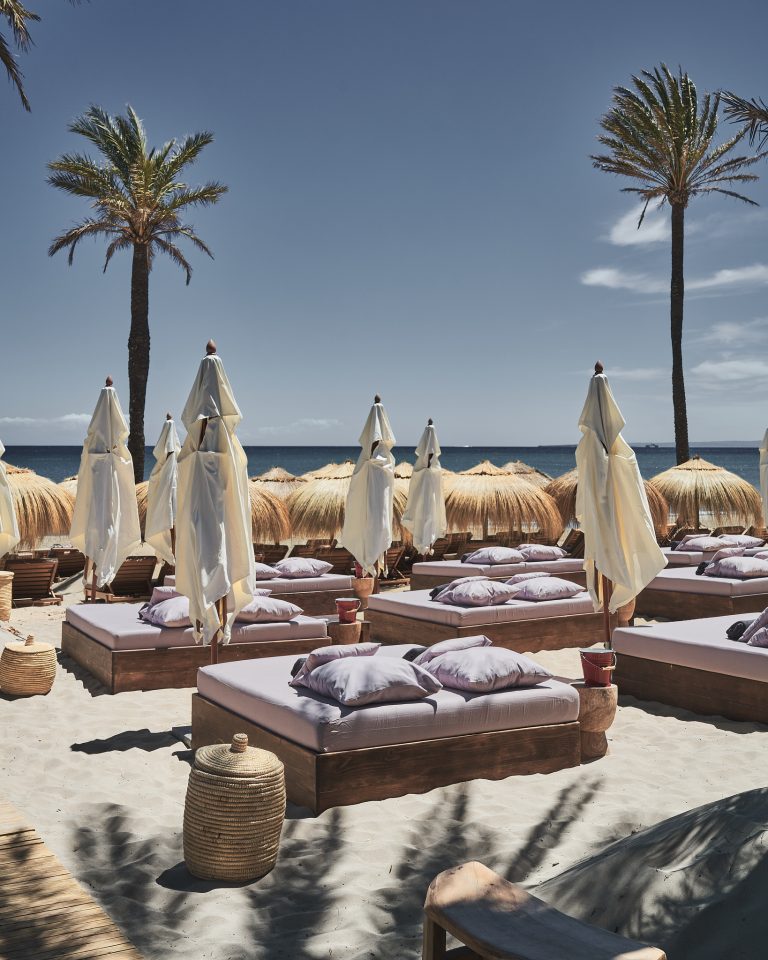 Best restaurants in Ibiza - BEACHOUSE