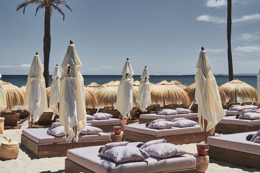 Best restaurants in Ibiza - BEACHOUSE